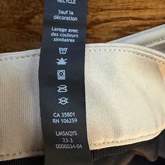 Lululemon golf pant - Picture 13 of 13